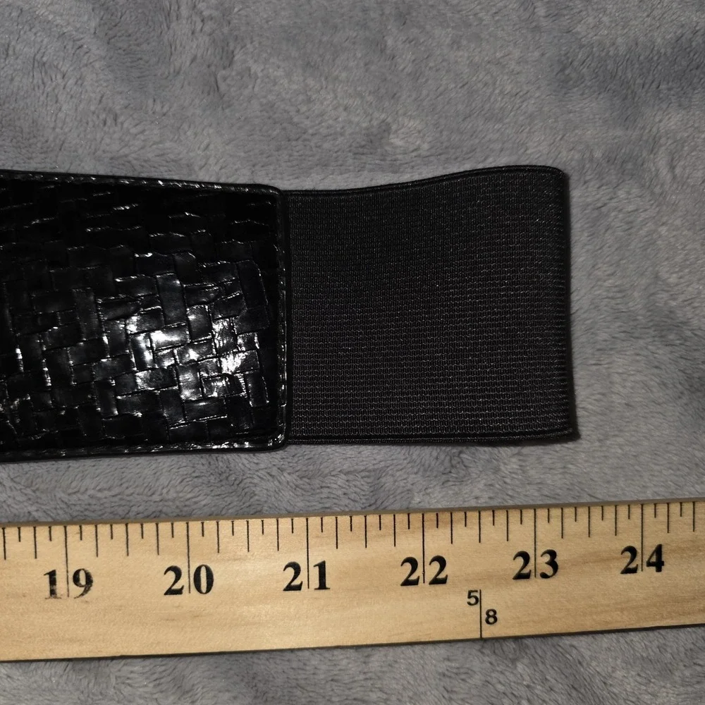 Womens‎ Black Faux Croc Leather Belt Size 26/28